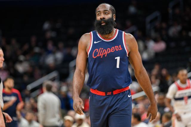 bob半岛体育-卢指导关键决策遭质疑 缺乏火力才是快艇输球症结