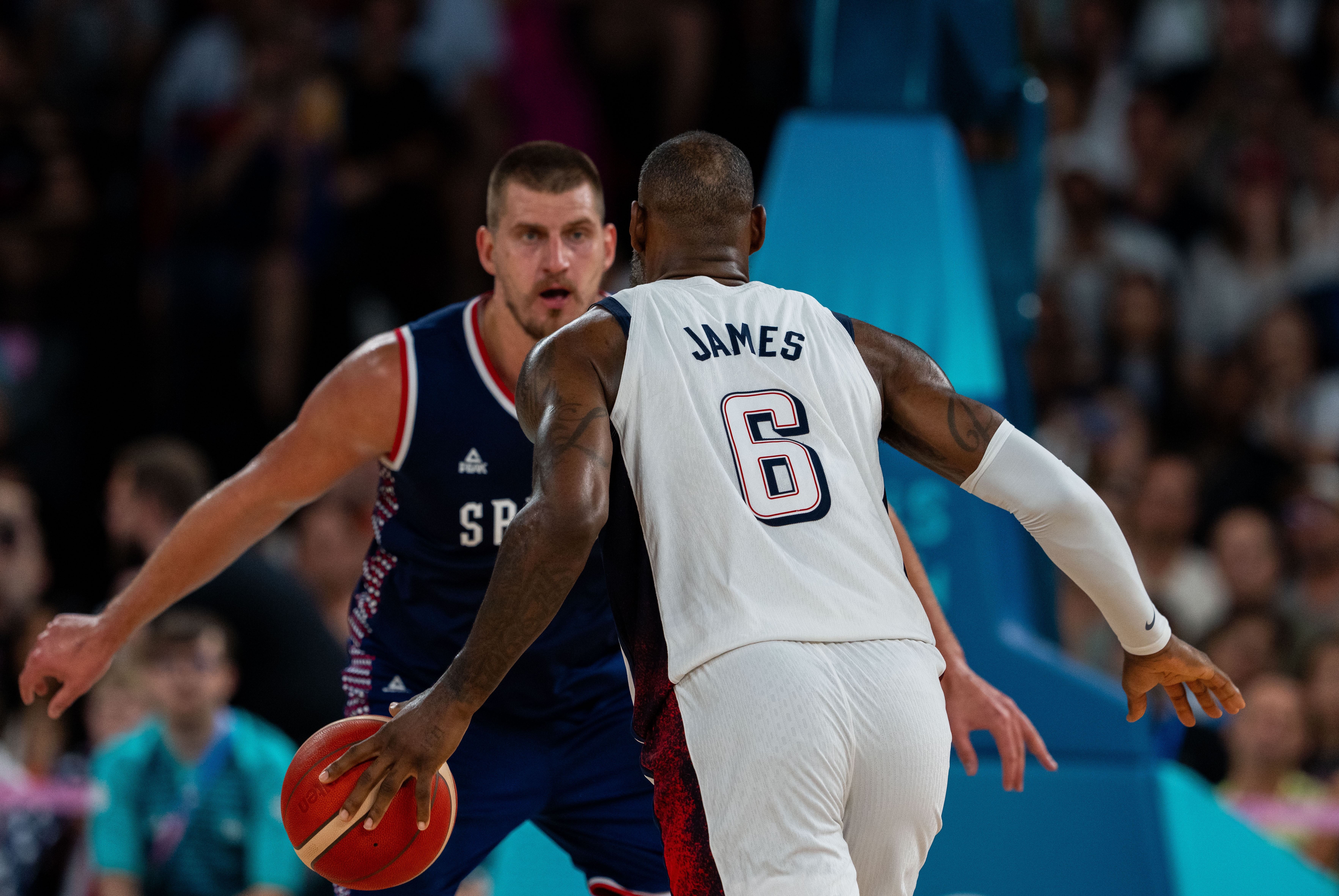 bob半岛体育-LBJ：我打过总决/奥运/高中赛 24年打塞尔维亚&amp;约基奇最令人难忘